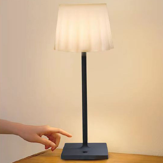 Mobile Phone Charging Desk Lamp